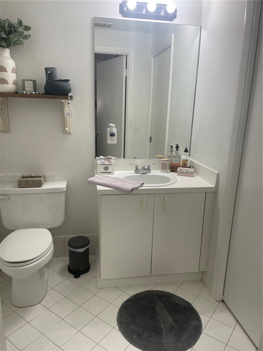 LAKES BY THE BAY SEC 9 AM - Residential Lease