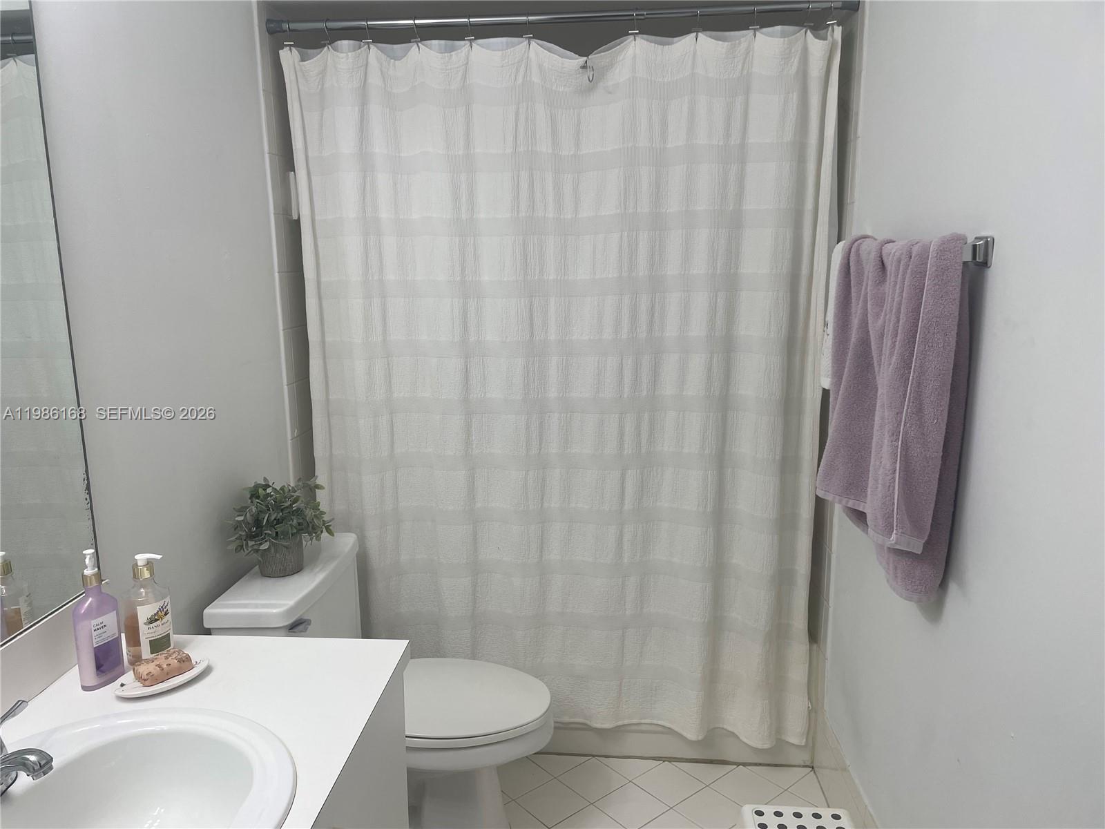 LAKES BY THE BAY SEC 9 AM - Residential Lease