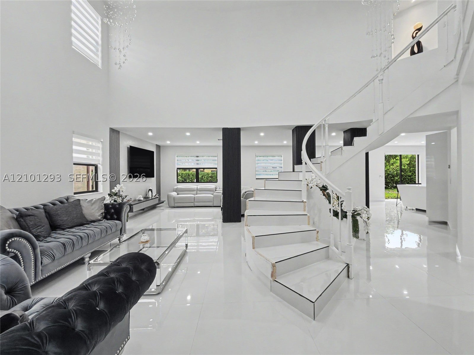 589 SE 35th Ter