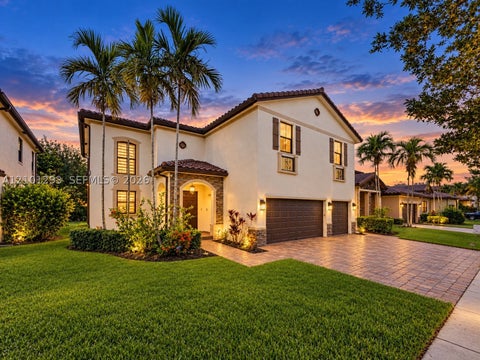 Photo of 589 SE 35th Ter, Homestead, FL 33033 (MLS # A12101293)