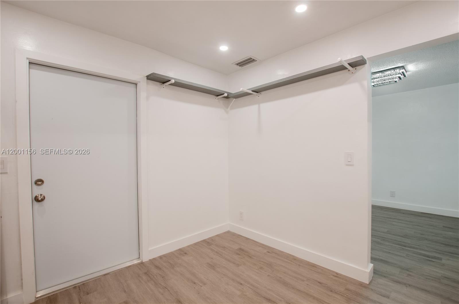 SOUTHBROOK CONDOMINIUM AP - Residential