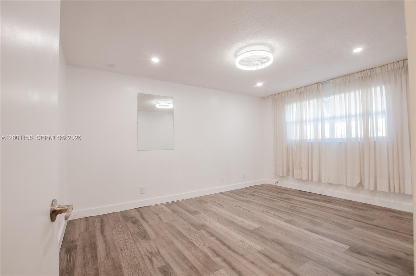 SOUTHBROOK CONDOMINIUM AP - Residential