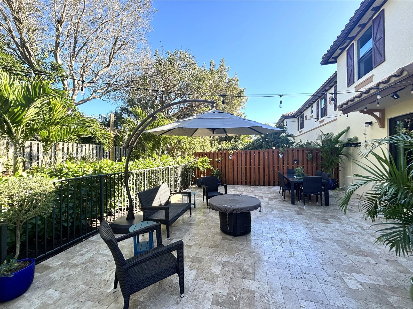 FLAVOR PICT TOWNHOMES PUD - Residential