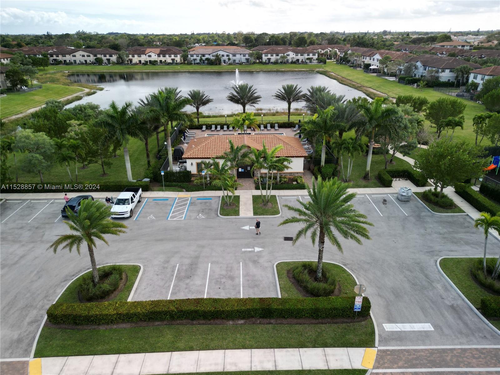 FLAVOR PICT TOWNHOMES PUD - Residential