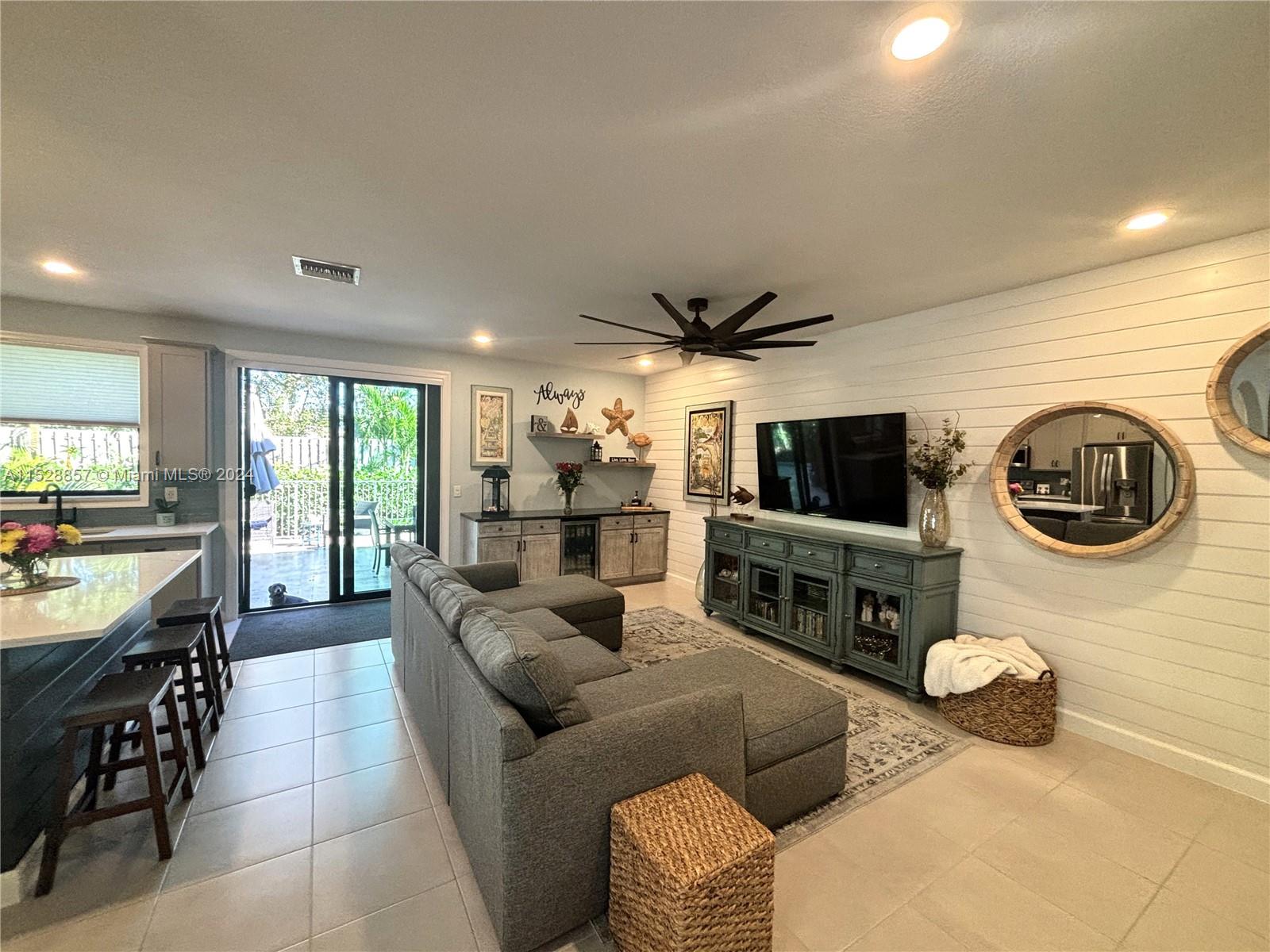 FLAVOR PICT TOWNHOMES PUD - Residential