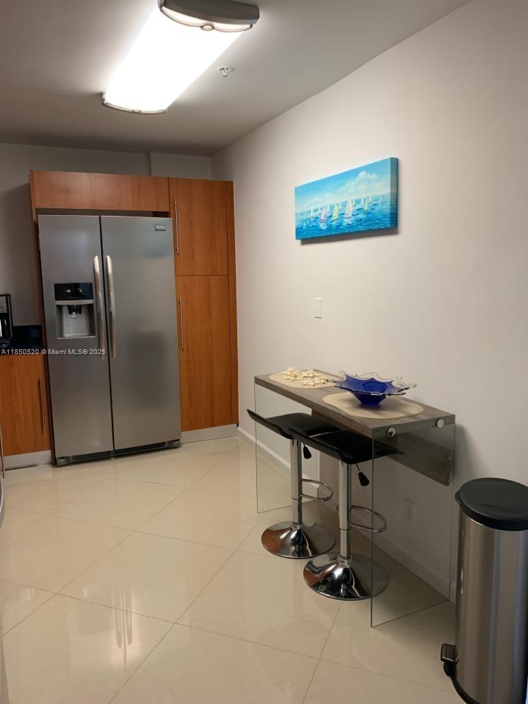 RESIDENCES ON HOLLYWOOD B - Residential