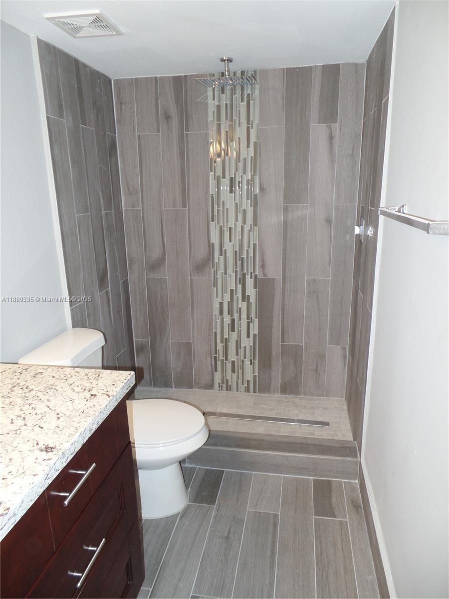SUN VISTA GARDENS CONDO - Residential Lease