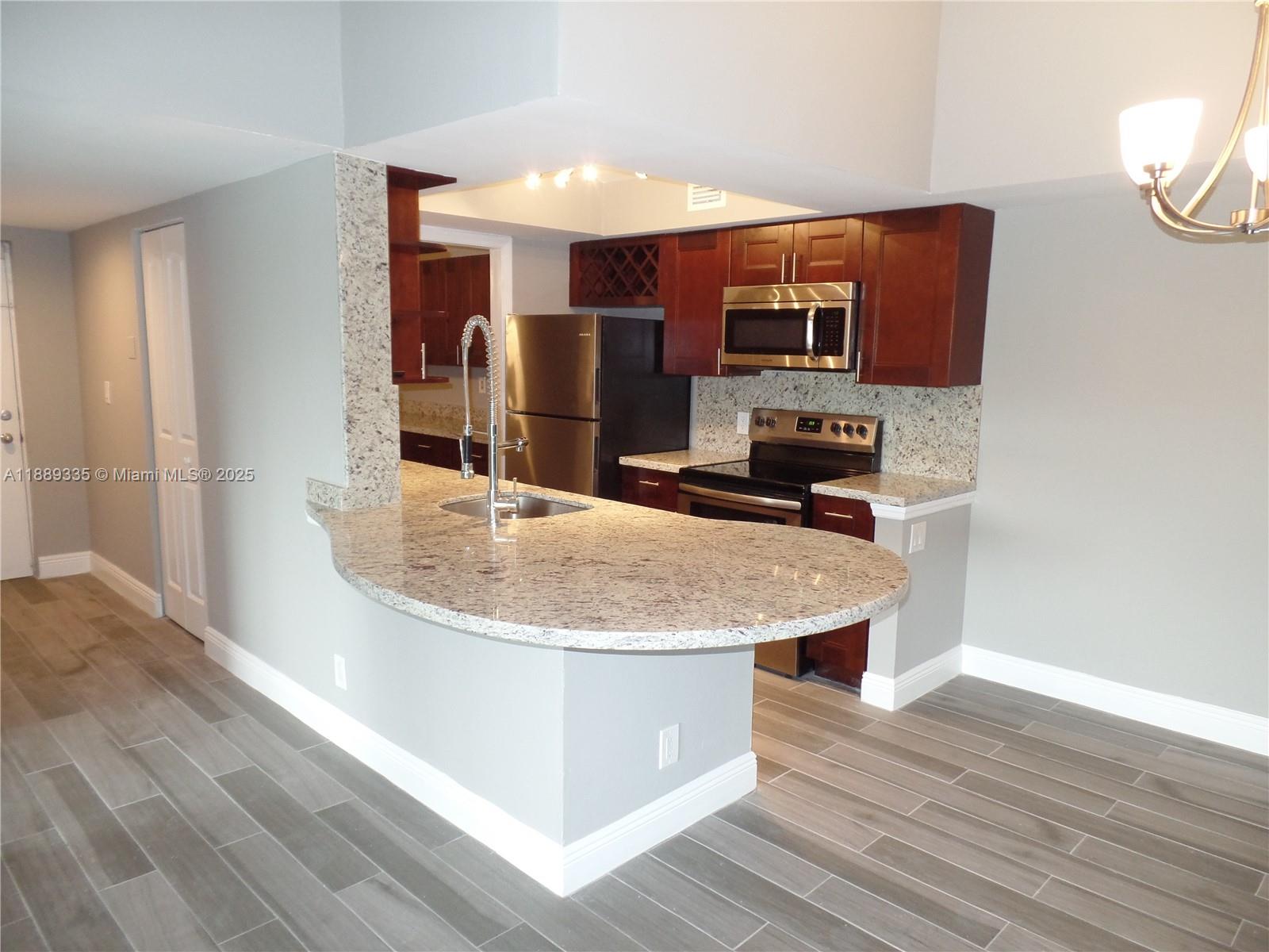 SUN VISTA GARDENS CONDO - Residential Lease