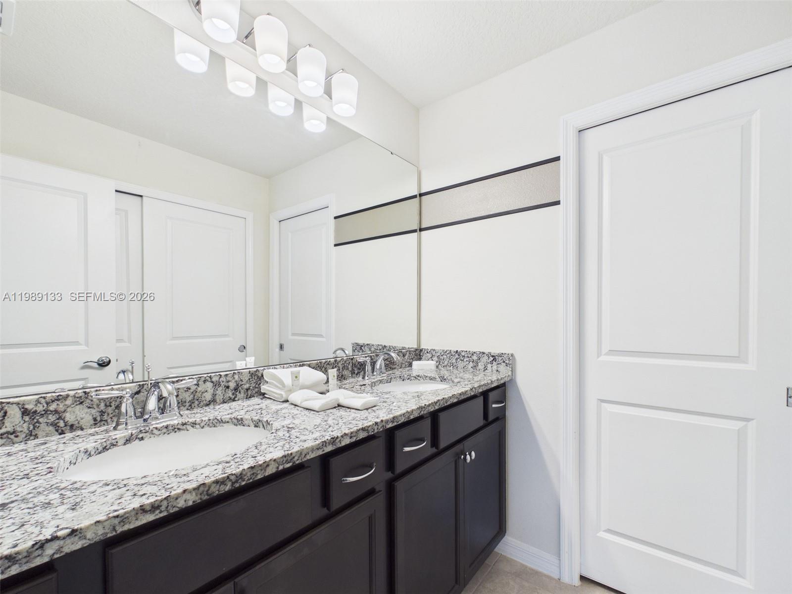 WINDSOR ISLAND RESORT PHAS - Residential