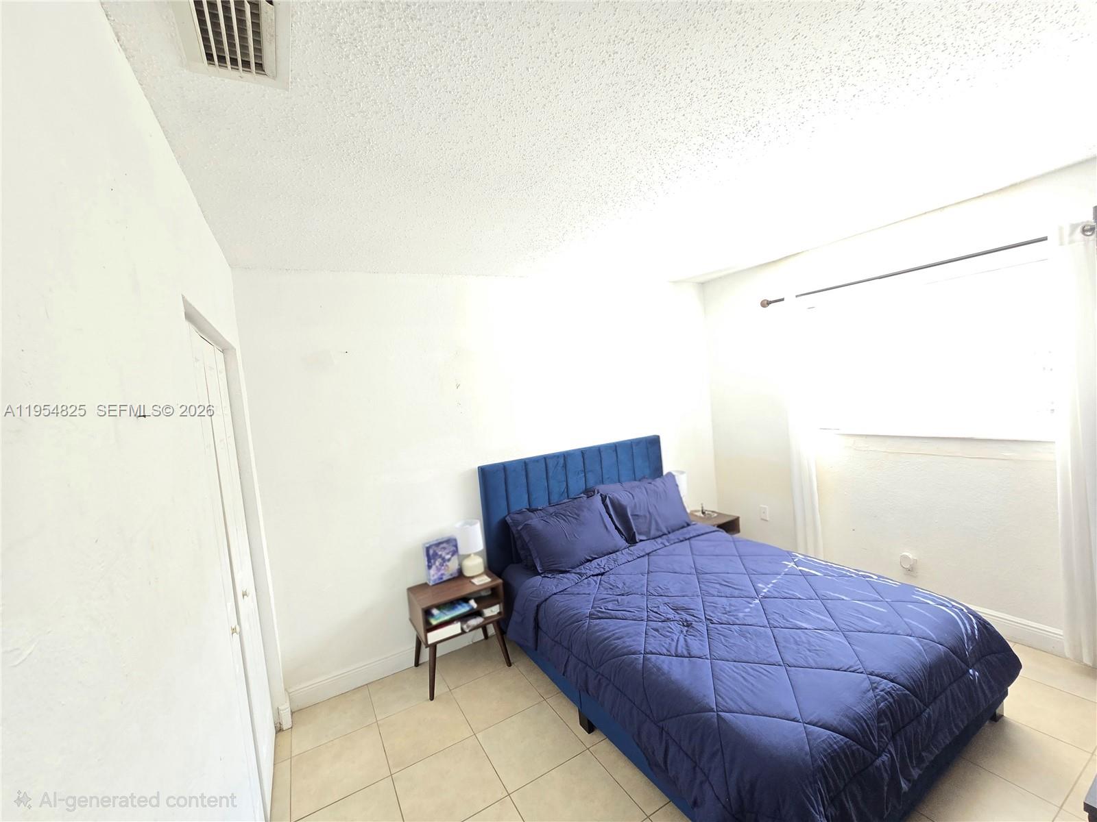 EL SOL AT MAIN STREET CON - Residential