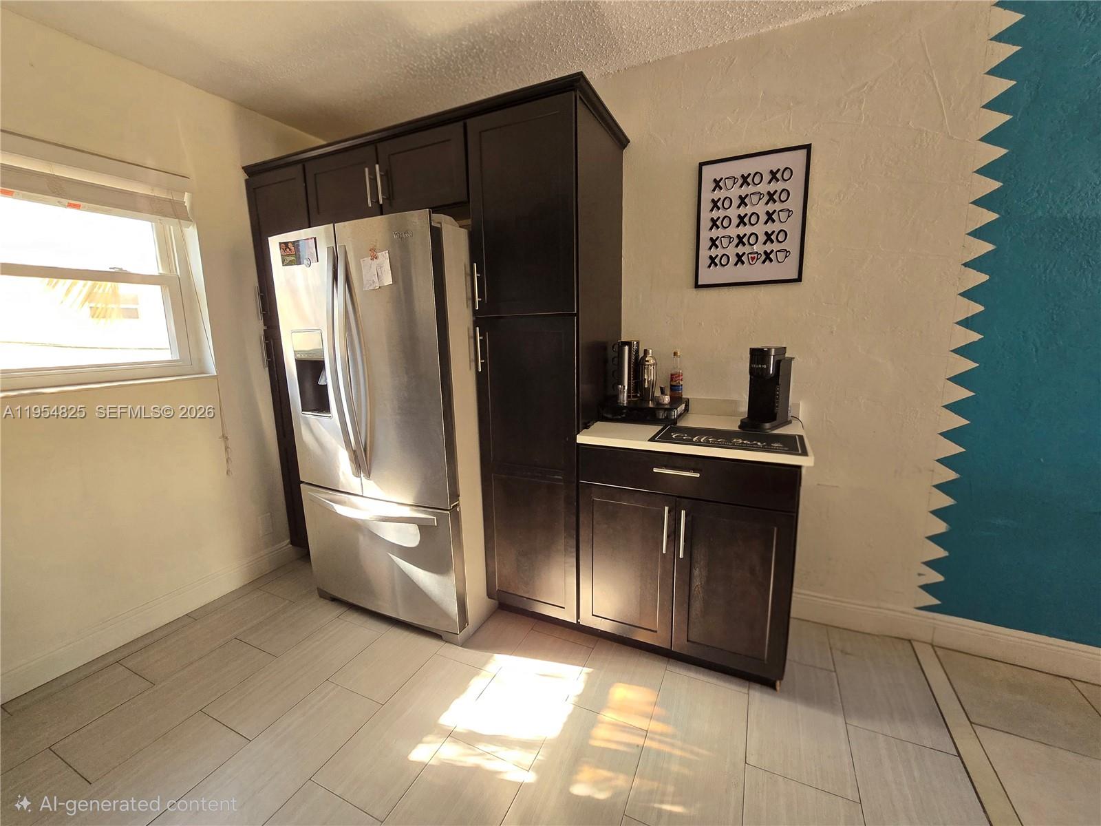 EL SOL AT MAIN STREET CON - Residential