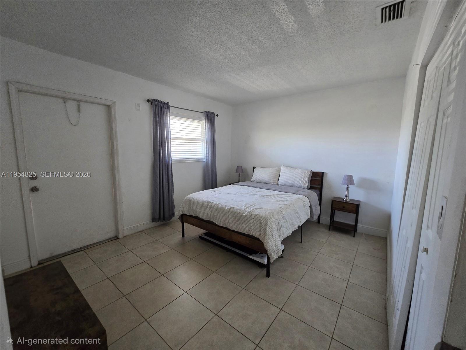 EL SOL AT MAIN STREET CON - Residential