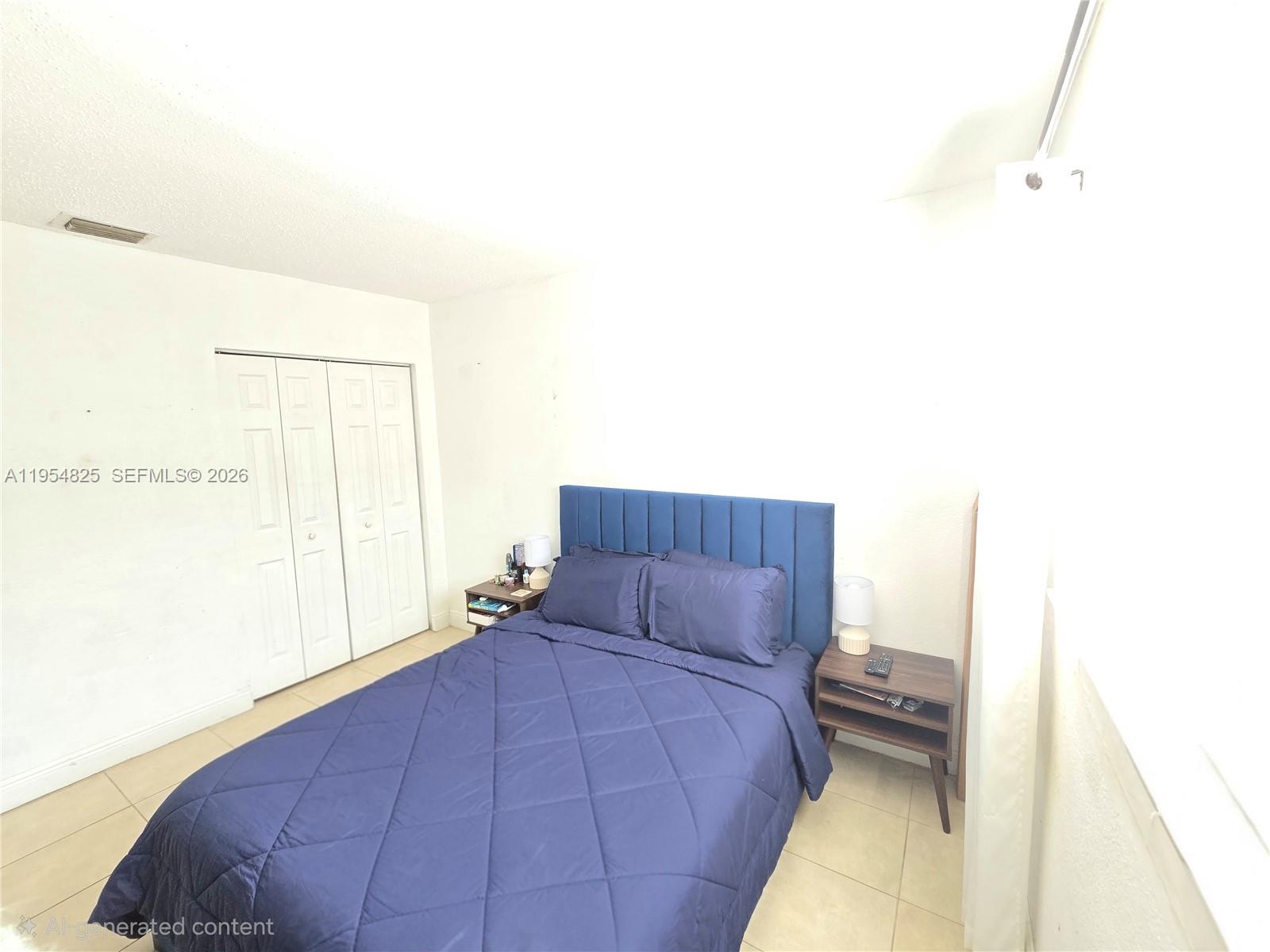 EL SOL AT MAIN STREET CON - Residential