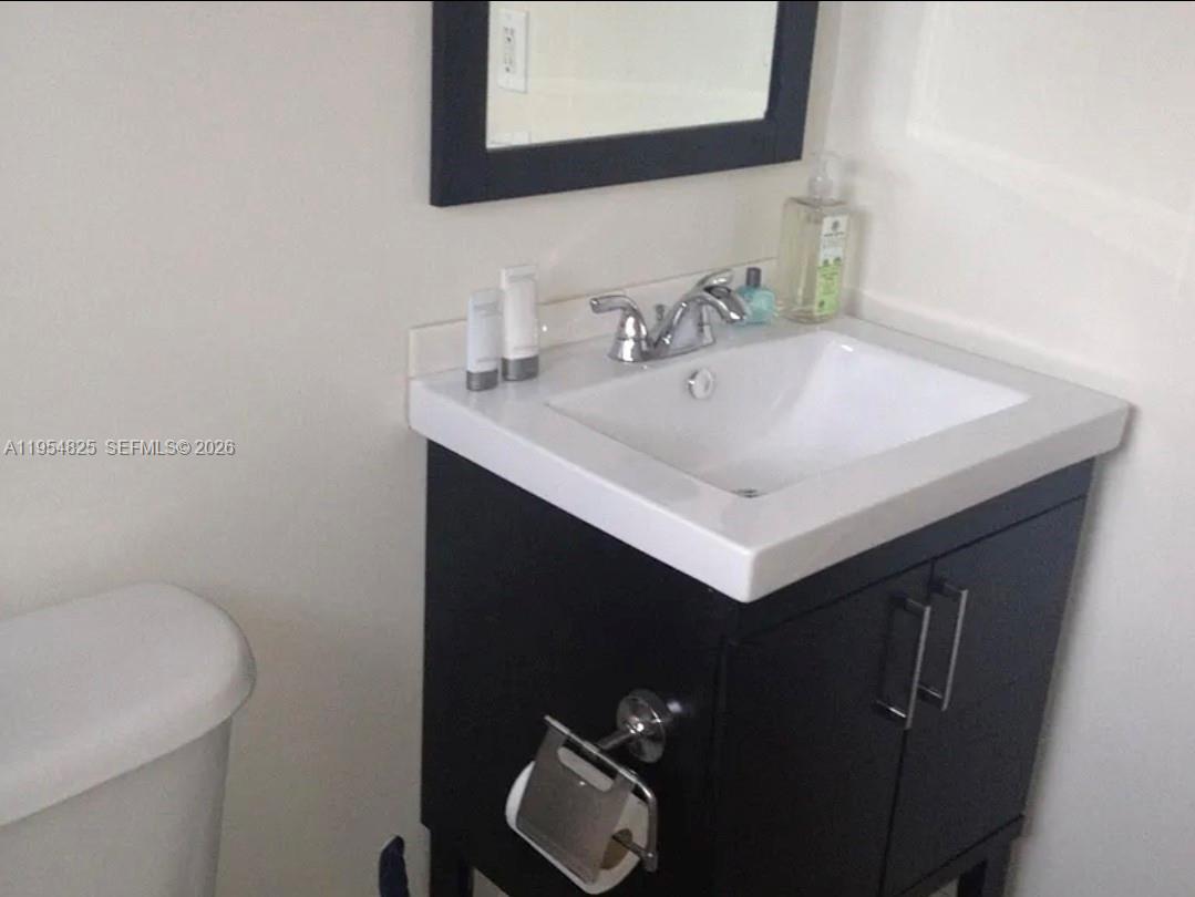 EL SOL AT MAIN STREET CON - Residential