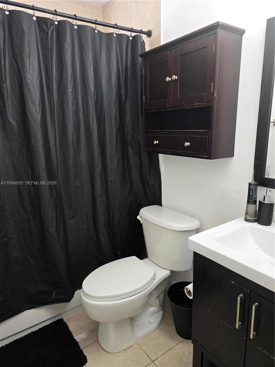 EL SOL AT MAIN STREET CON - Residential