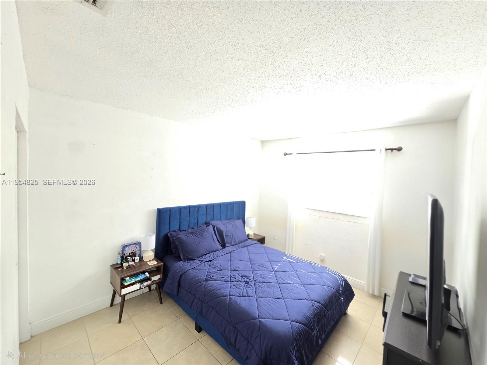 EL SOL AT MAIN STREET CON - Residential