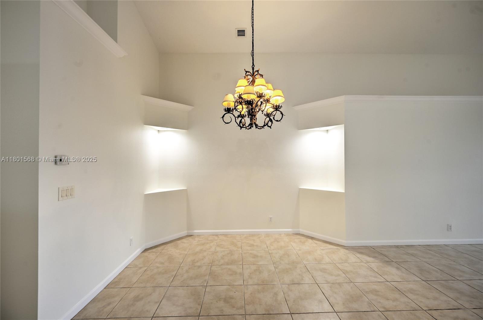 GATEWAY GARDENS - Residential