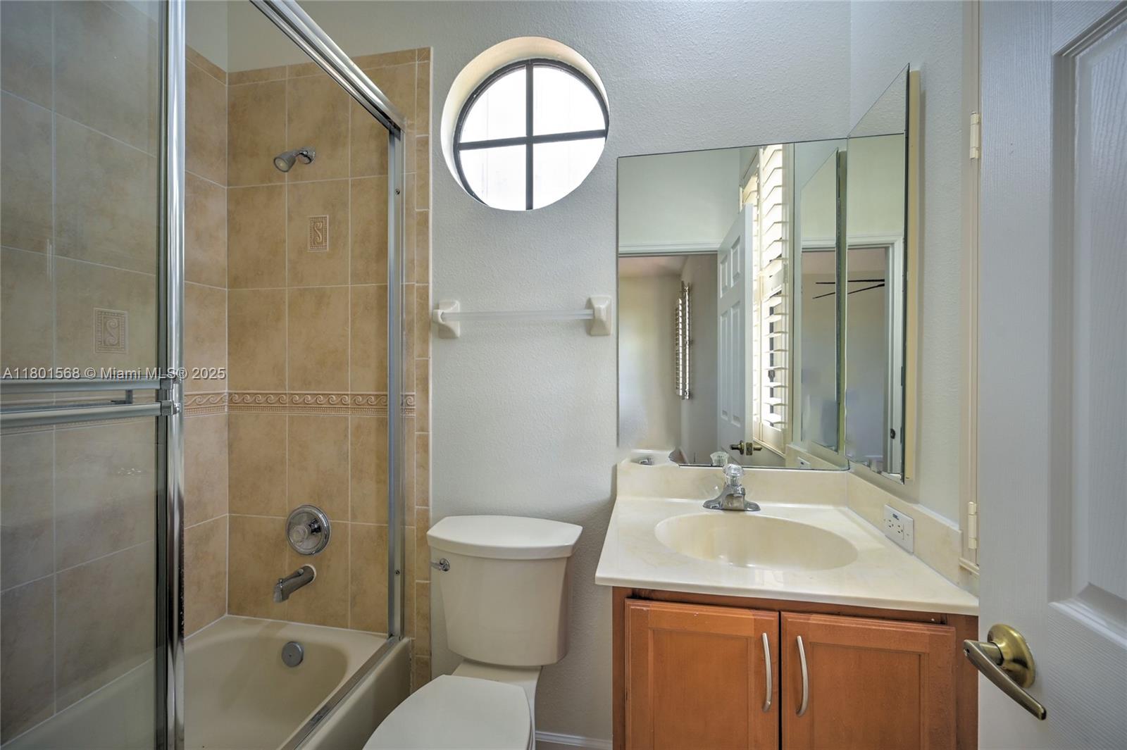 GATEWAY GARDENS - Residential