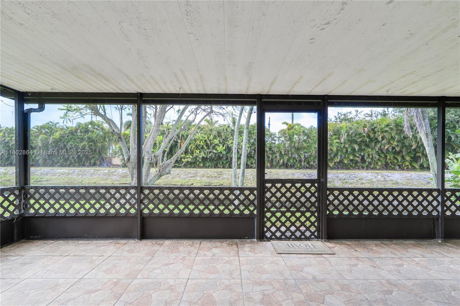 LAKES OF TARA UNIT 1 - Residential Lease