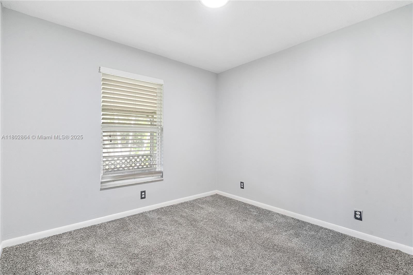 LAKES OF TARA UNIT 1 - Residential Lease