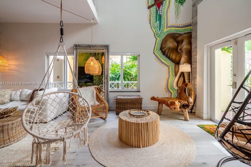 THE COURTS AT SOUTH BEACH - Residential Lease