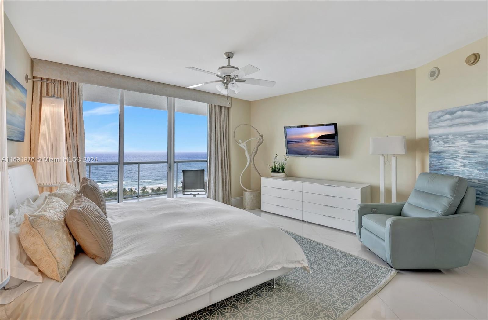 PLAZA AT OCEANSIDE (THE) - Residential