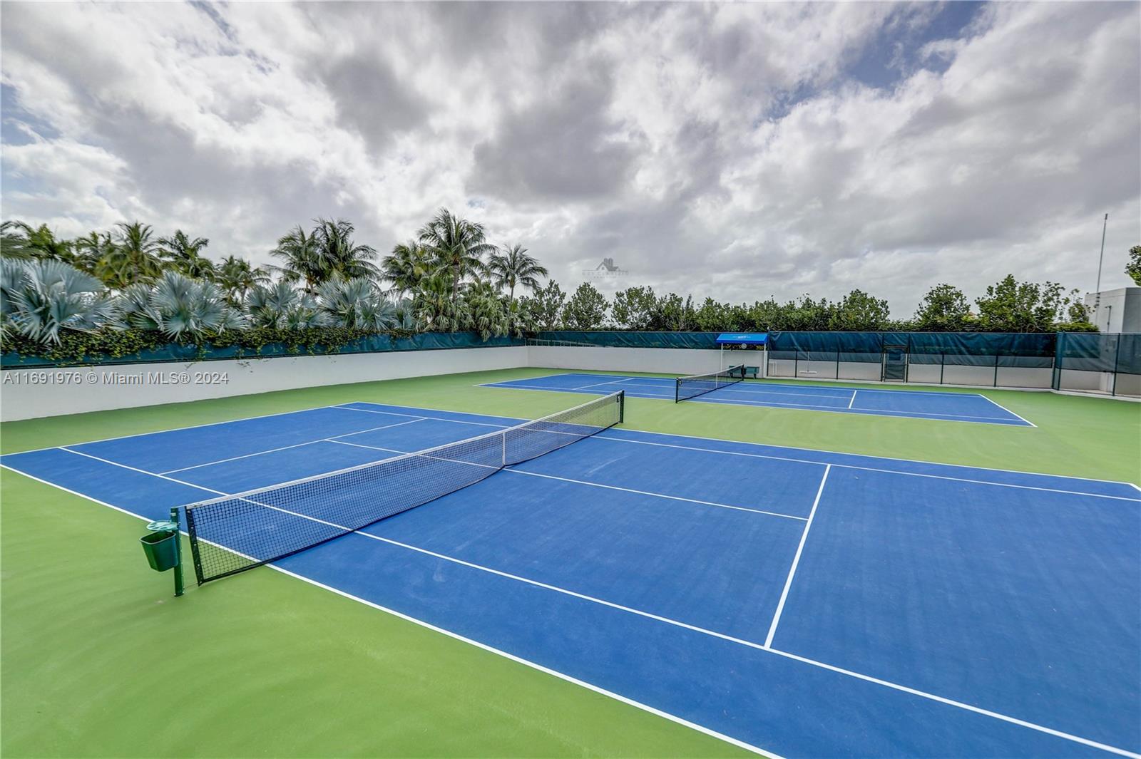 PLAZA AT OCEANSIDE (THE) - Residential