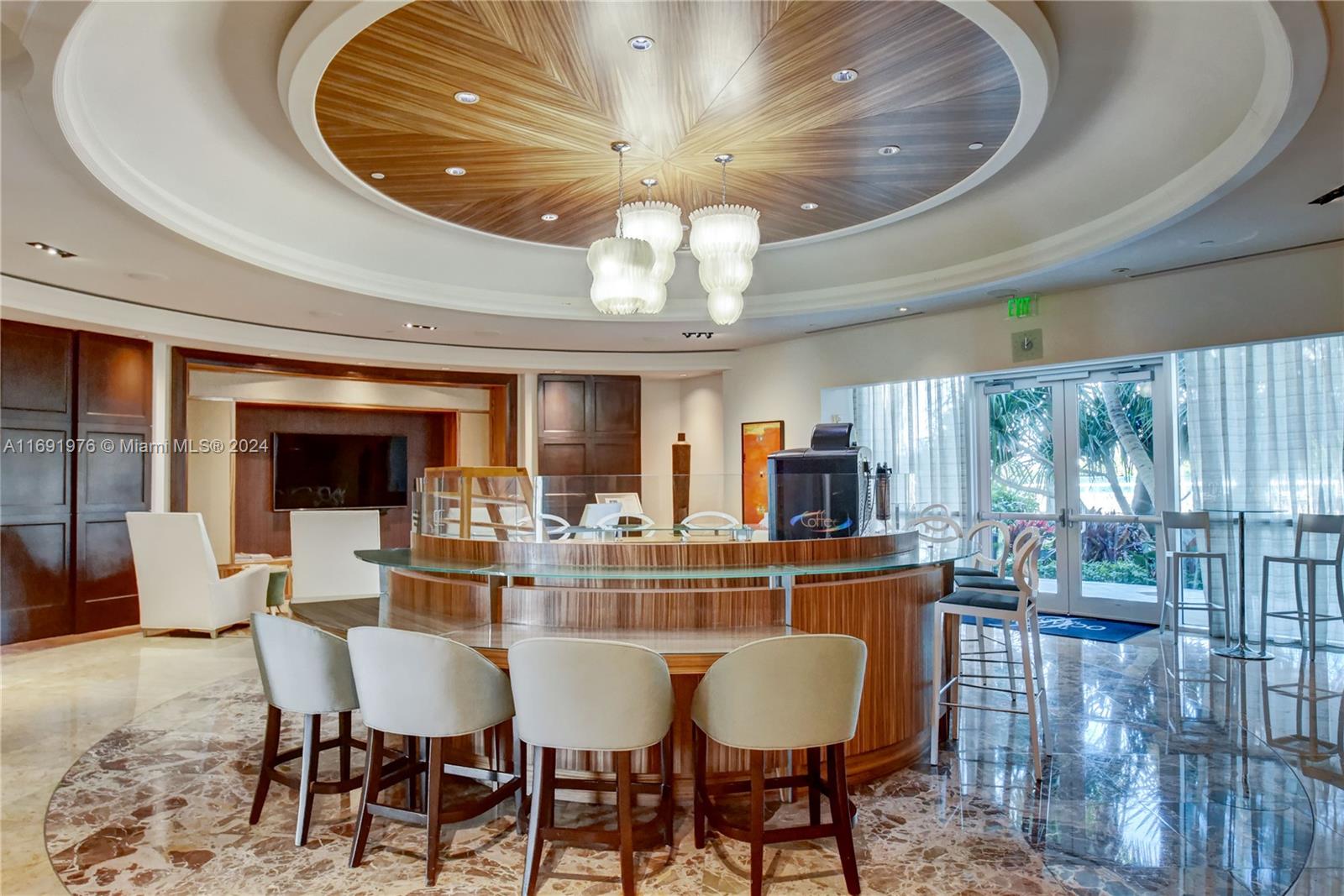 PLAZA AT OCEANSIDE (THE) - Residential