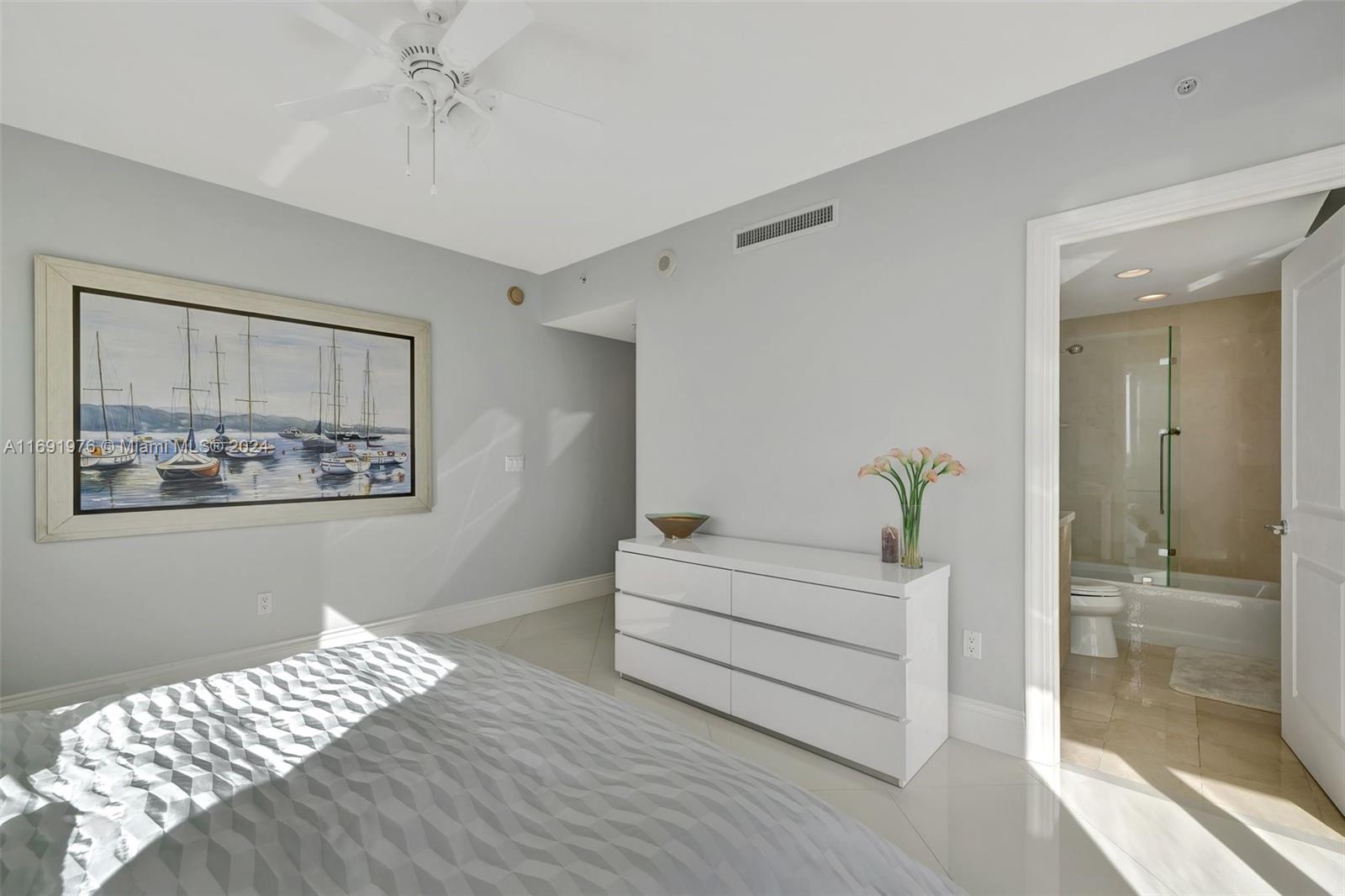 PLAZA AT OCEANSIDE (THE) - Residential