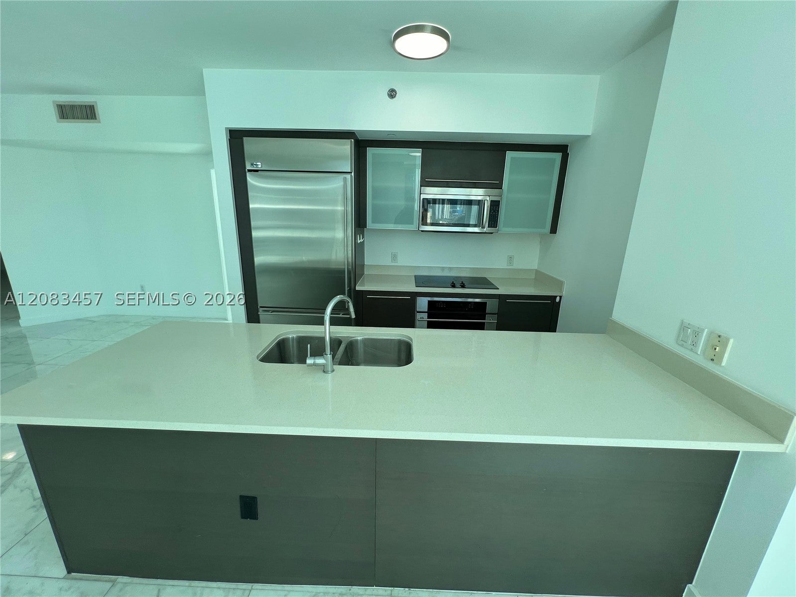 55 SE 6th St 2101