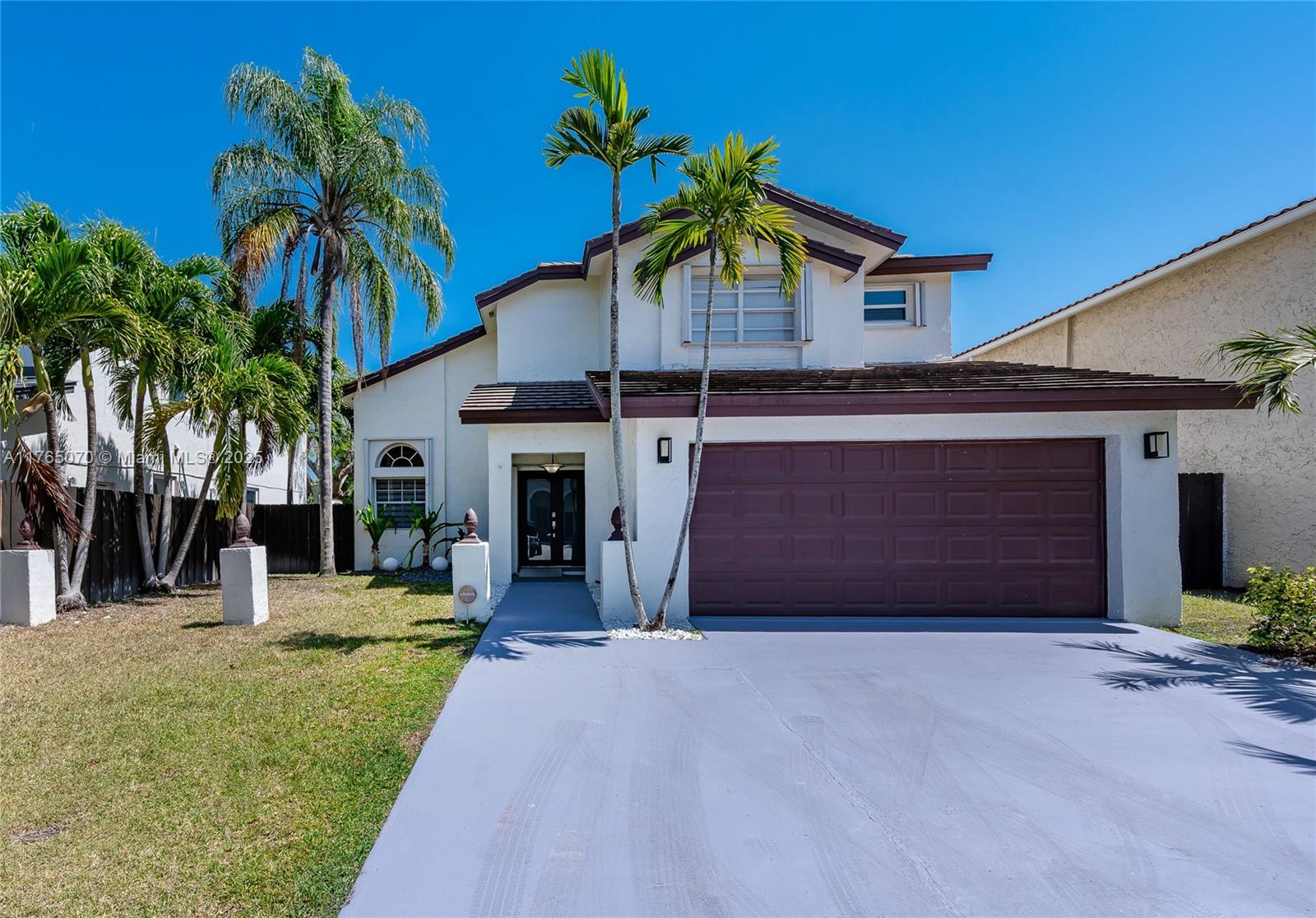 Rental Property at 21023 Sw 85th Pass, Cutler Bay, Miami-Dade County, Florida - Bedrooms: 4 
Bathrooms: 3  - $4,550 MO.
