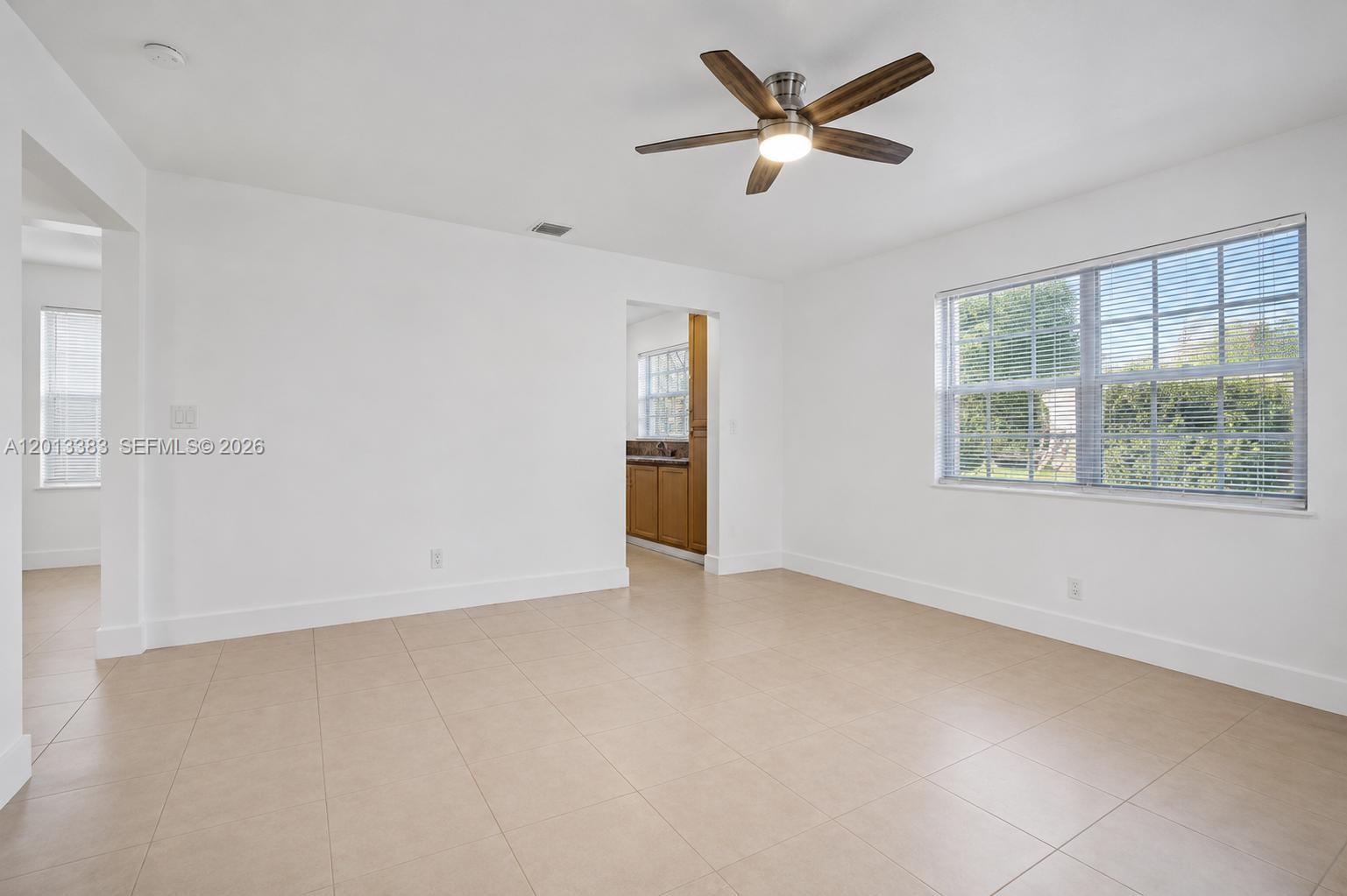 PLAYLAND VILLAGE SEC 4 - Residential Lease