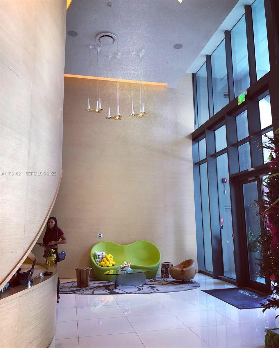 PARAISO BAYVIEWS CONDO - Residential