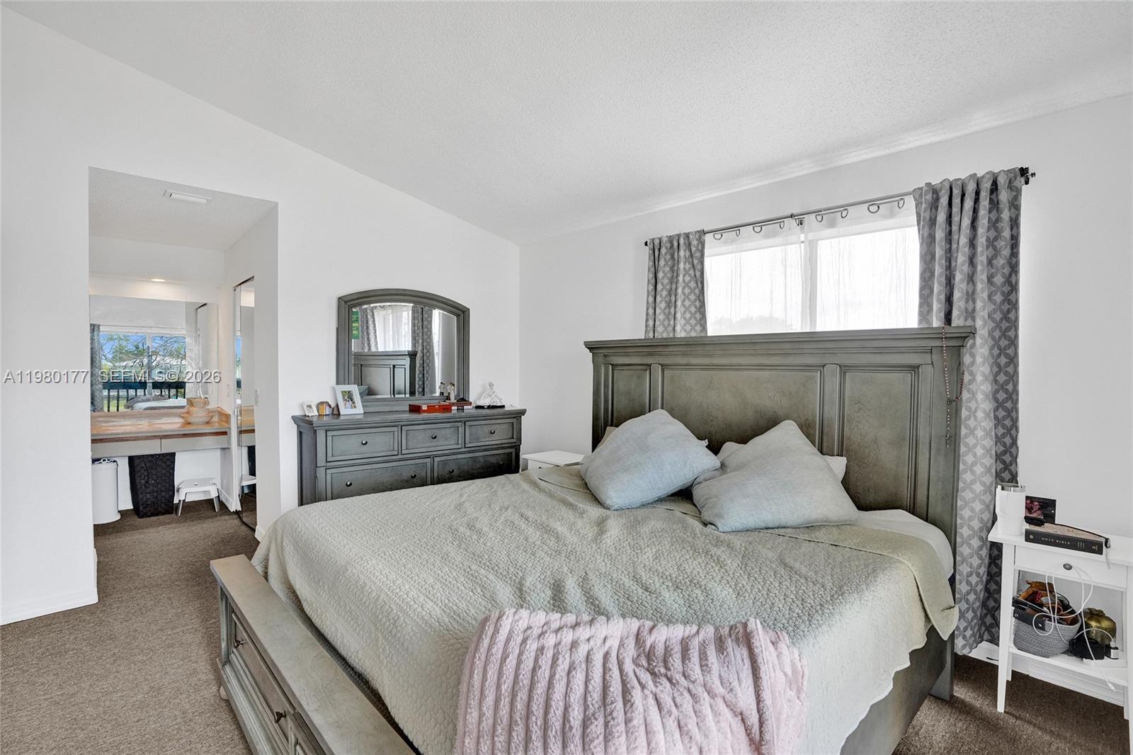 LAKES MEADOW VILG HOMES C - Residential