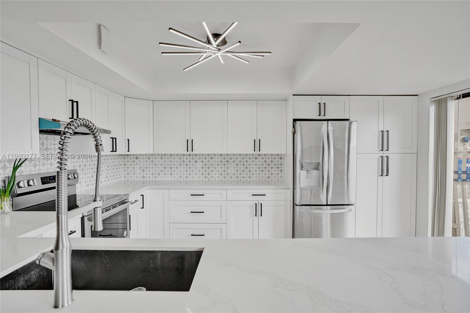 LAKES MEADOW VILG HOMES C - Residential