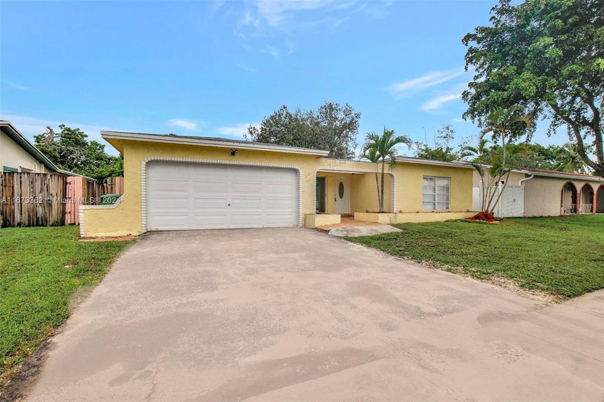 Spaces single family home on the lake with a pool with No HOA fees.  Open floor plan with plenty of space for living. Good size bedrooms with updated bathrooms. Pool was just resurfaced with new grass in back yard. Kitchen Appliances about 3 years old. House located in great area of Pembroke Pines neighborhood. Equal Housing Opportunity.