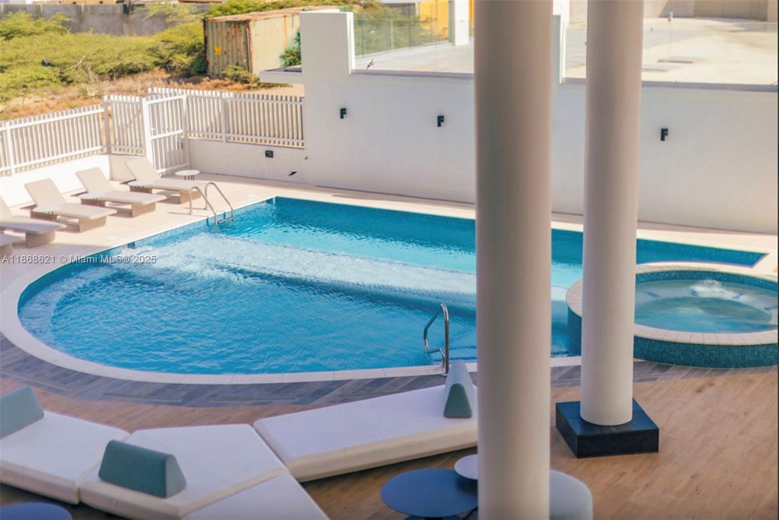 ARUBA ATLANTIC 360 - Residential