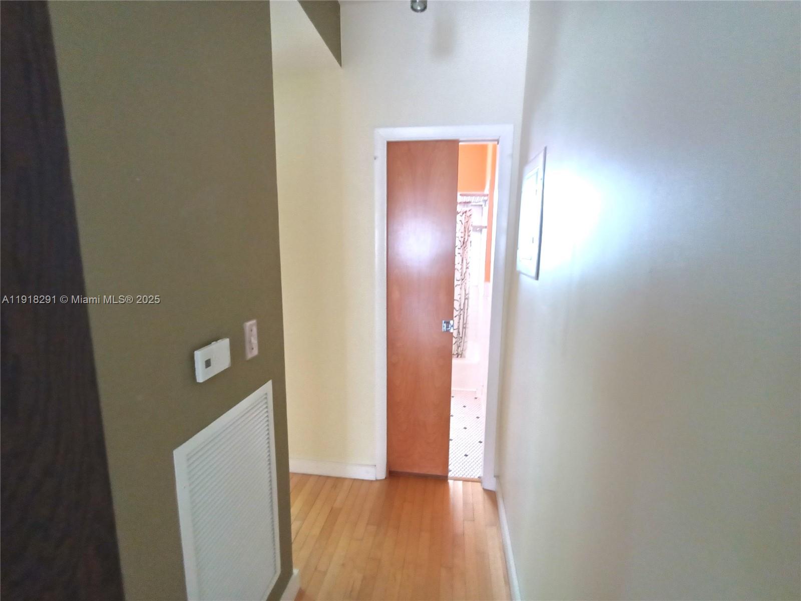 905 MICHIGAN CONDO - Residential