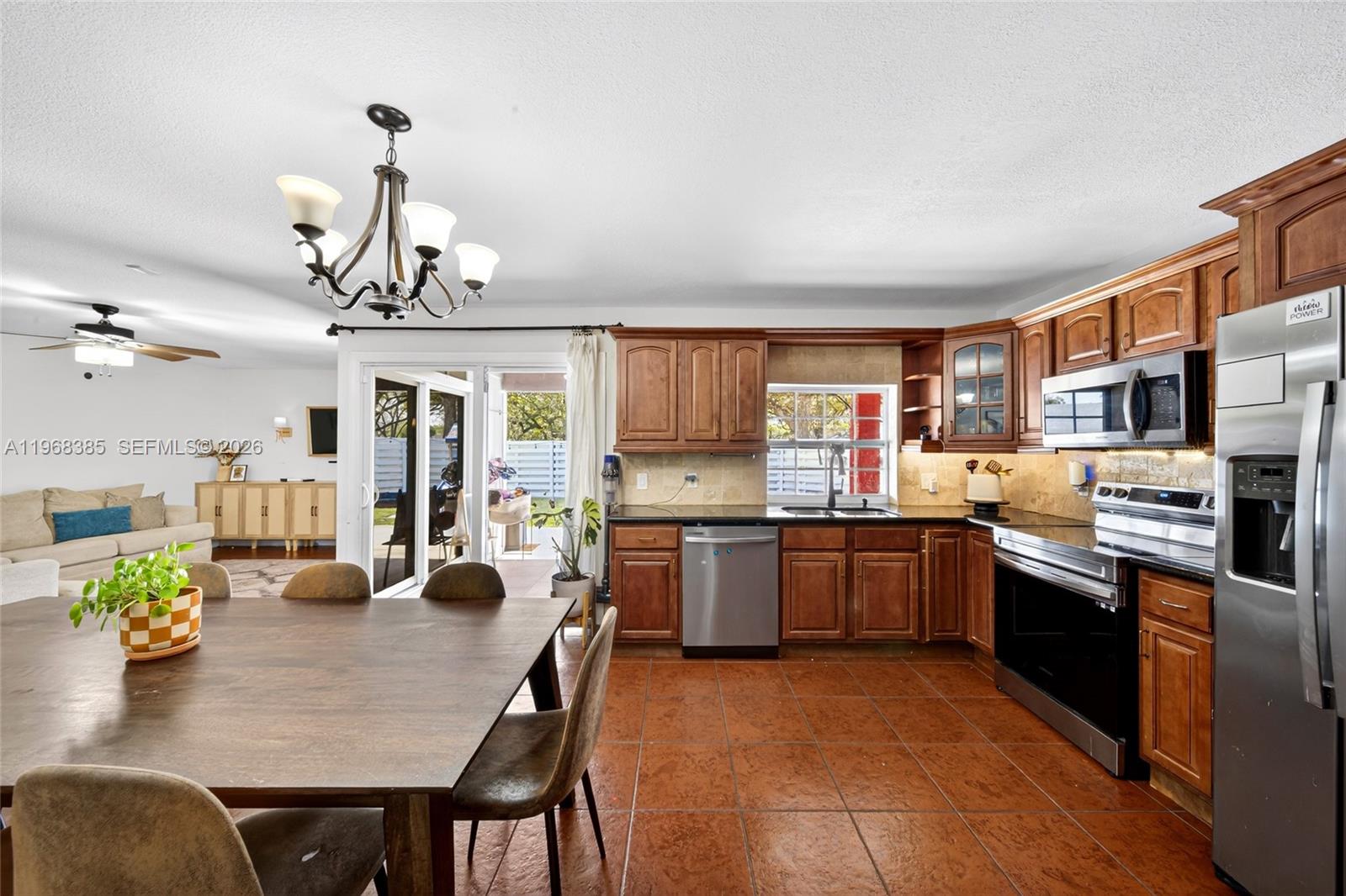 COUNTRY WALK SEC 5 - Residential