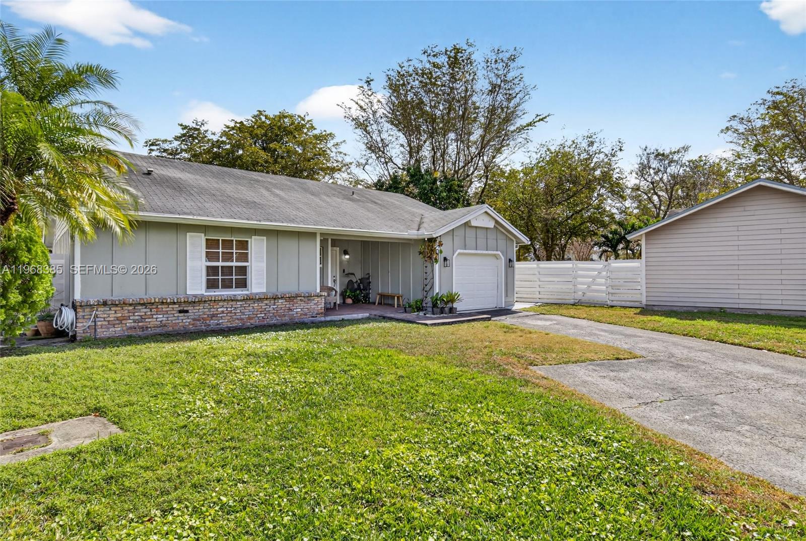 COUNTRY WALK SEC 5 - Residential