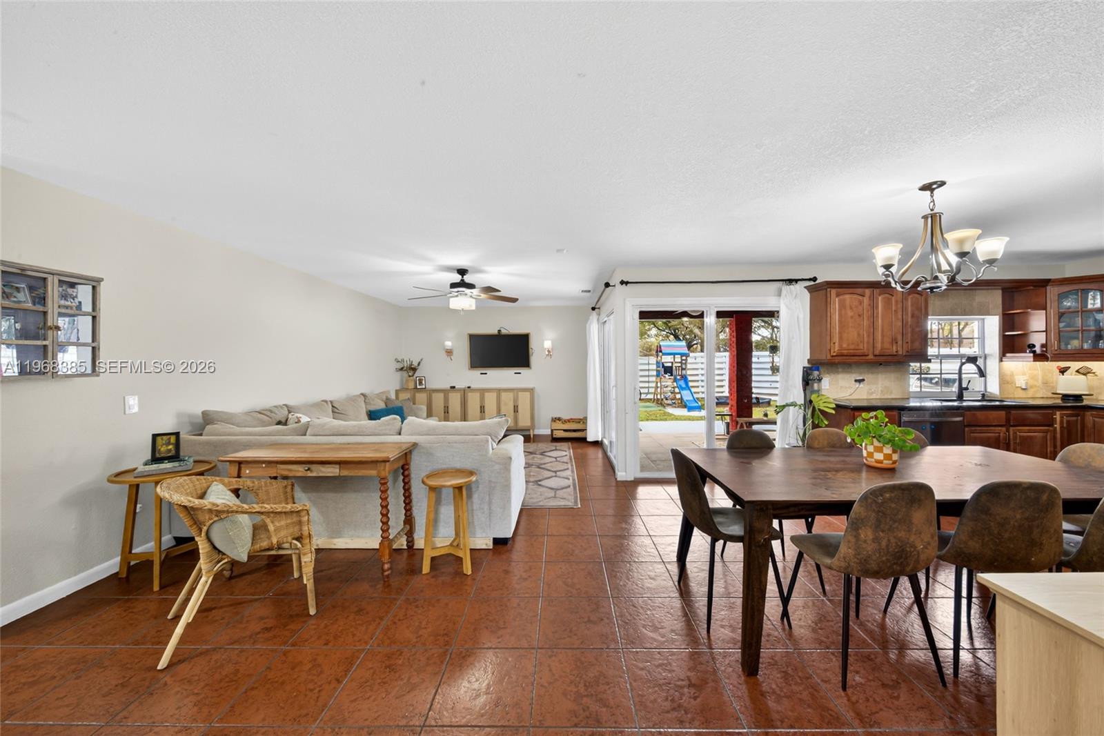 COUNTRY WALK SEC 5 - Residential