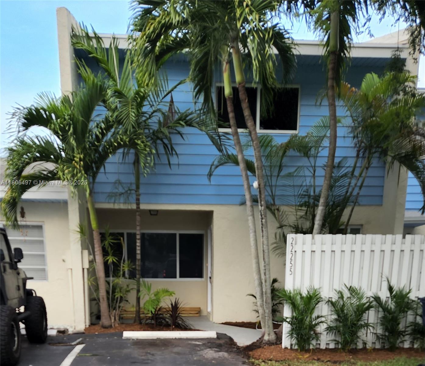 Rental Property at 22255 Sw 103rd Ave, Cutler Bay, Miami-Dade County, Florida - Bedrooms: 2 
Bathrooms: 3  - $2,750 MO.