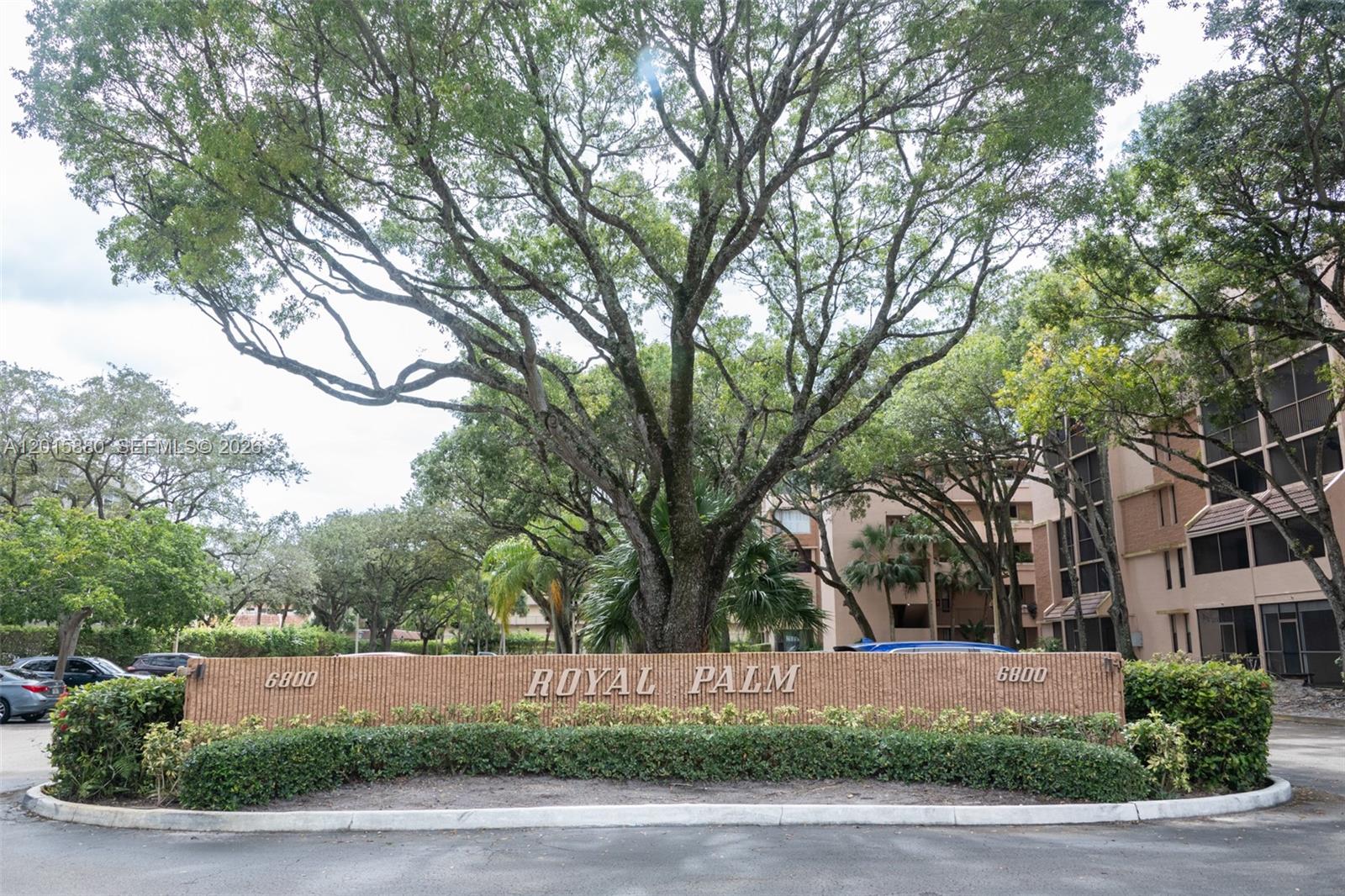 ROYAL PALM AT PLANTATION - Residential