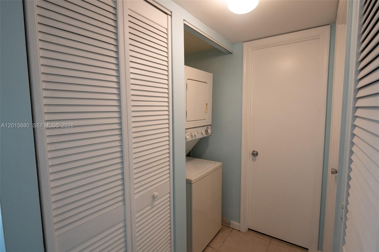 ROYAL PALM AT PLANTATION - Residential