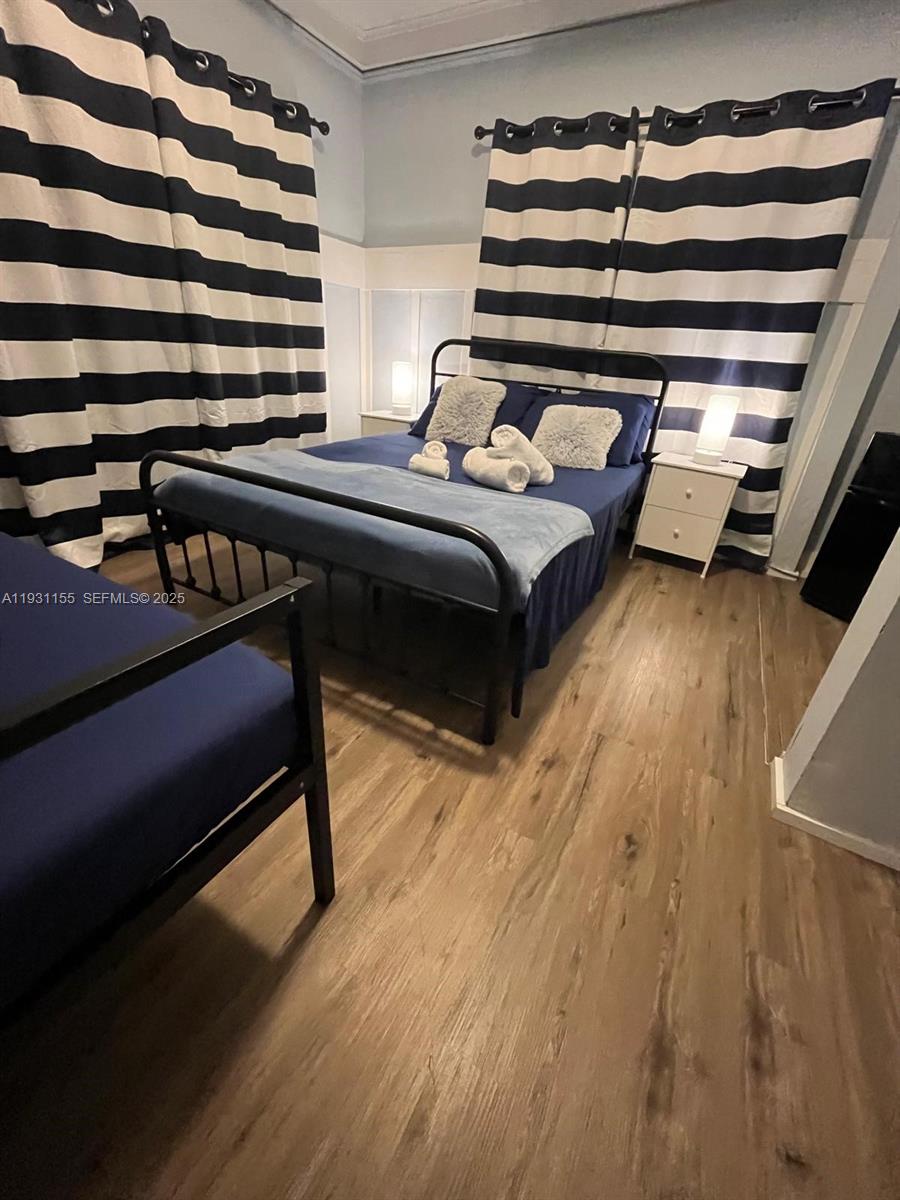 LAWRENCE ESTATES LAND COS - Residential Income