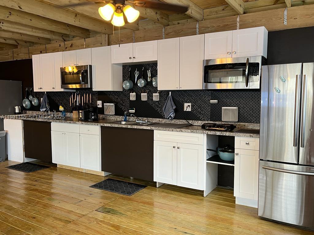 LAWRENCE ESTATES LAND COS - Residential Income