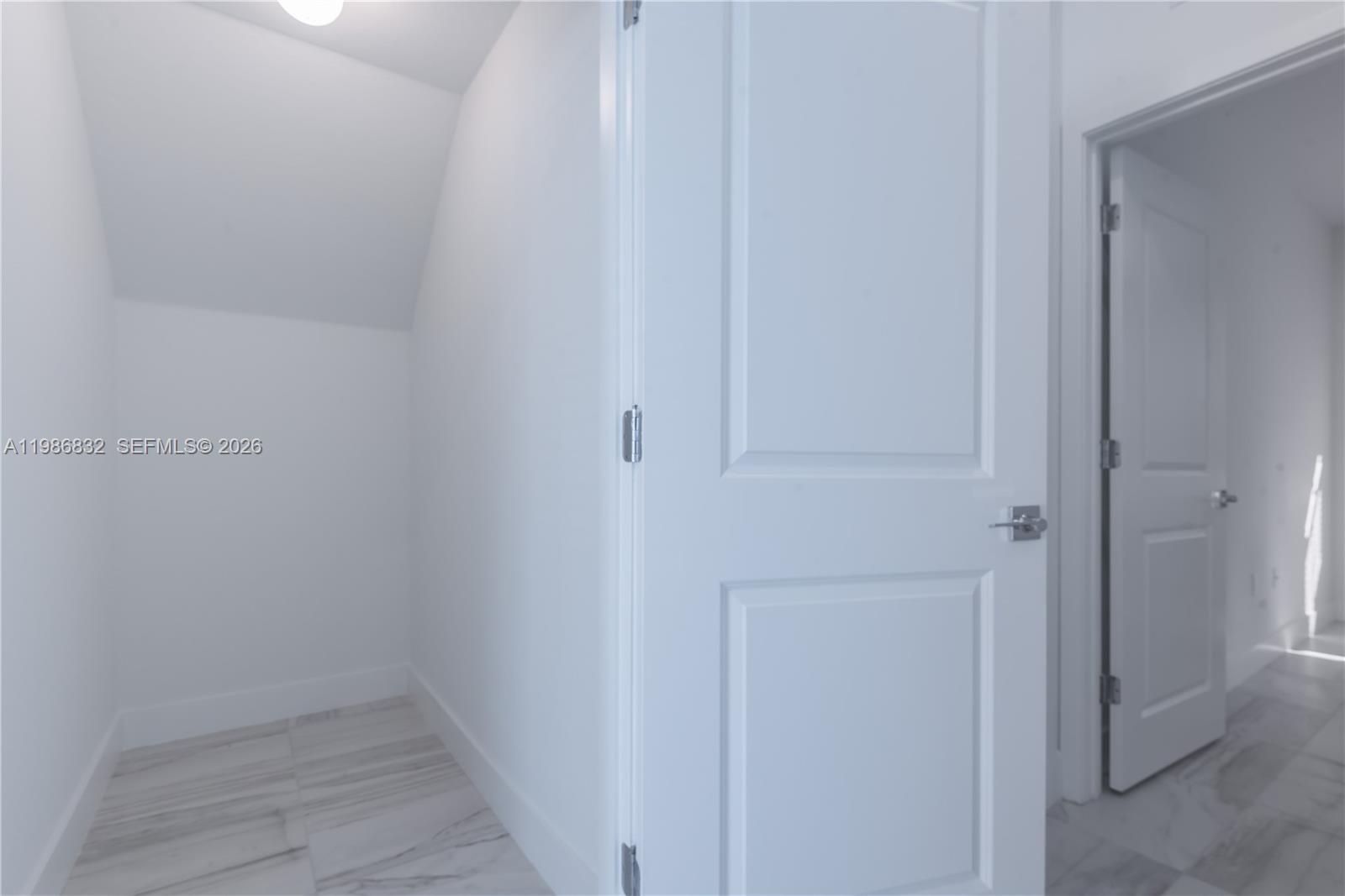 MERRICK SQUARE - Residential Lease