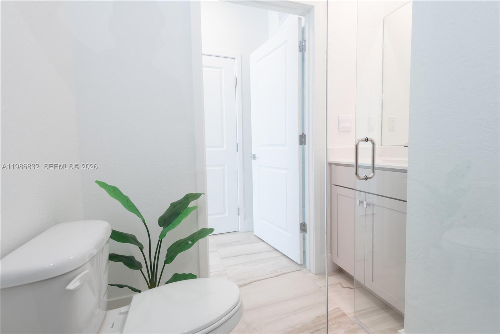 MERRICK SQUARE - Residential Lease