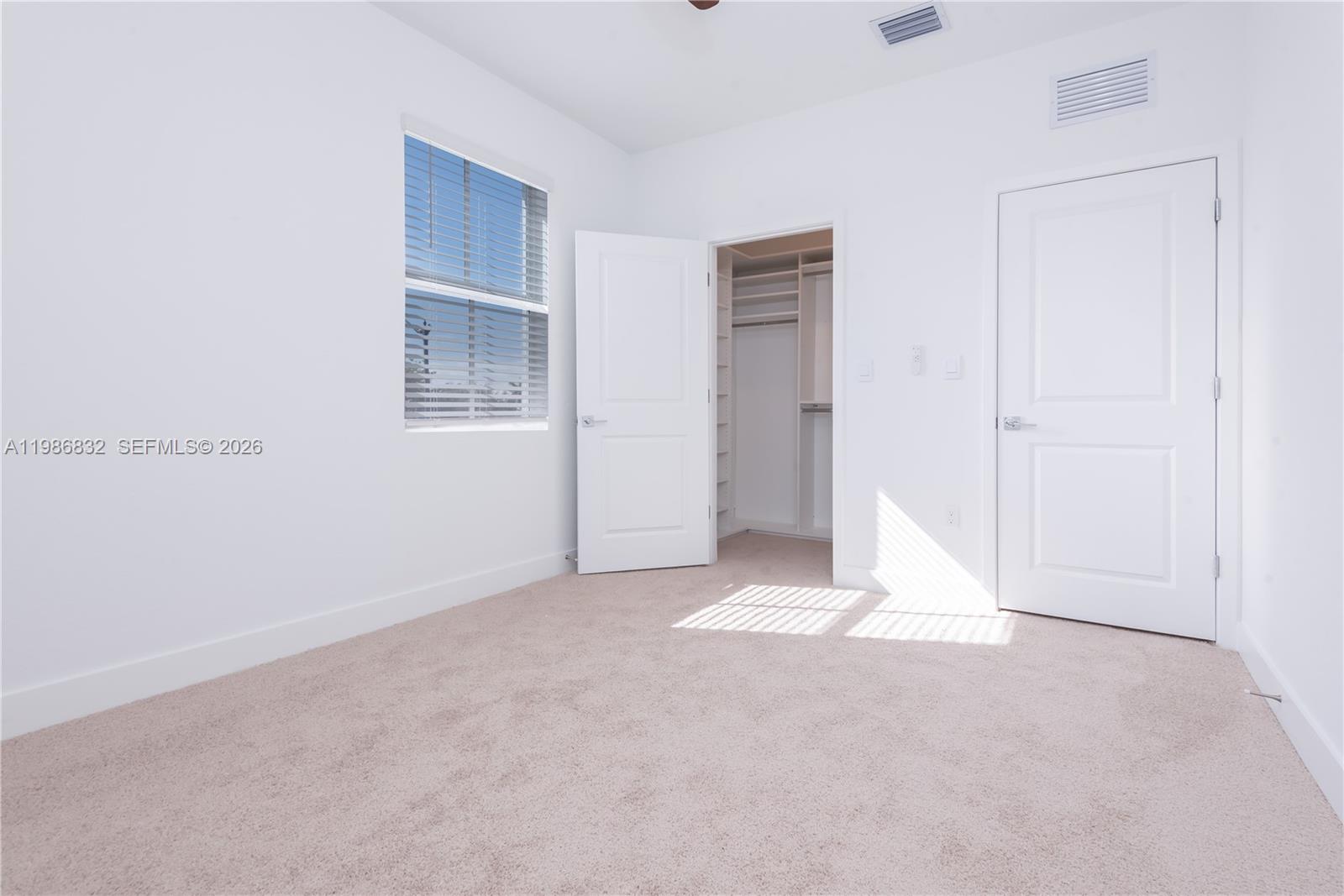 MERRICK SQUARE - Residential Lease