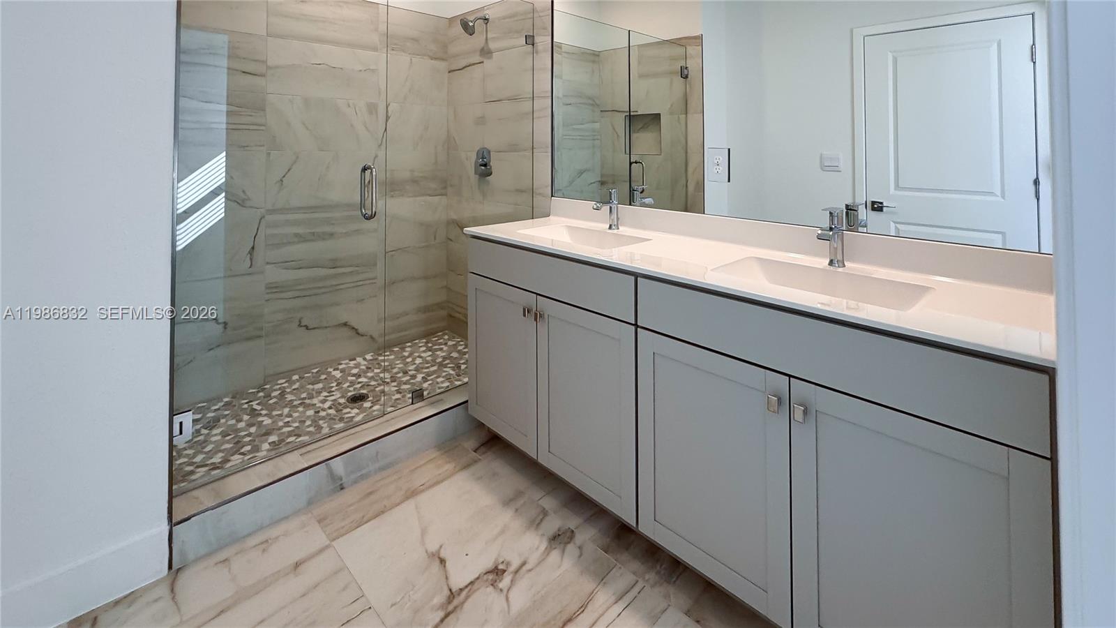 MERRICK SQUARE - Residential Lease